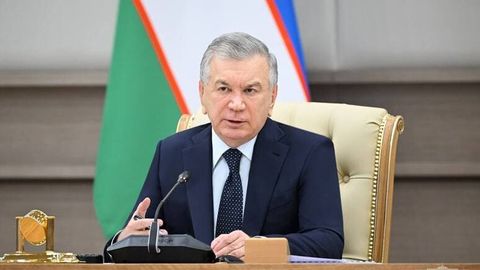 Prezident &ldquo;mahalla yettiligi&rdquo;ni odamlarni jismoniy mashqlarga chorlashda faol ishtirok etishga chaqirdi