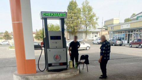 Toshkent viloyatidagi zapravkalarda sifatsiz benzin sotilayotgani aniqlandi