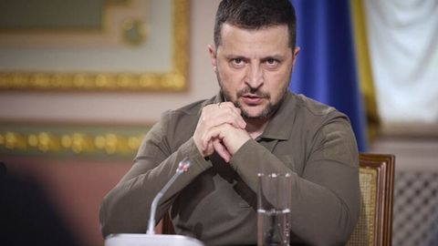 Зеленский Украина ҳудуди эвазига НАТОга аъзоликдан бош тортди