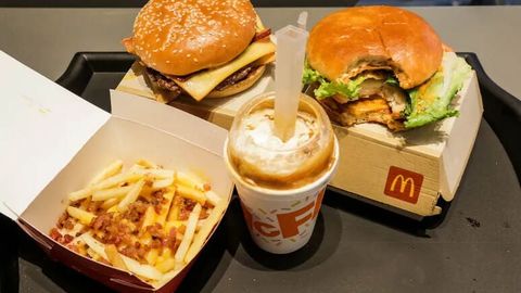 AQSHda McDonald&rsquo;s burgeridan ommaviy zaharlanish va o&lsquo;lim kuzatildi&nbsp;