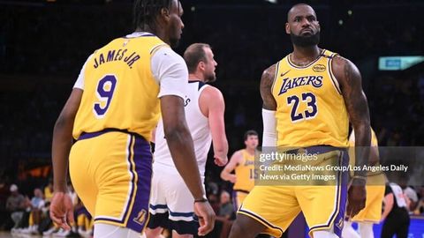 Basketbol tarixida ilk bor ota va o&lsquo;g&lsquo;il birgalikda bahslarda qatnashdi