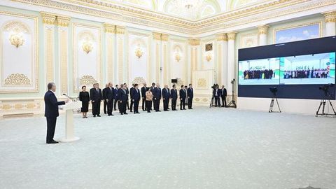 &ldquo;Bu yo&lsquo;l yurtimizni Kaspiy va Qora dengiz portlari orqali Yevropa bozorlari bilan ishonchli bog&lsquo;laydigan logistika tarmog&lsquo;iga aylanadi&rdquo; &mdash; prezident&nbsp;
