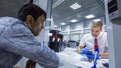 Moskvada migrantlar uchun elektron pasportlar joriy etiladi