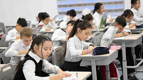 Qirg&lsquo;izistonda 12 yillik maktab ta&rsquo;limi joriy etiladi