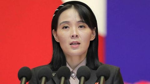 Ким Чен Ин синглиси Корея яриморолида уруш бошланиши эҳтимолидан огоҳлантирди