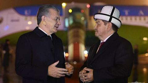 Shavkat Mirziyoyev Bishkekka yetib bordi