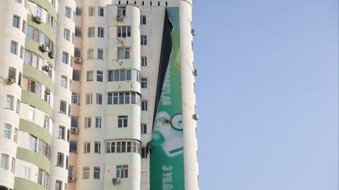 Toshkentda noqonuniy reklama bannerlari demontaj qilindi