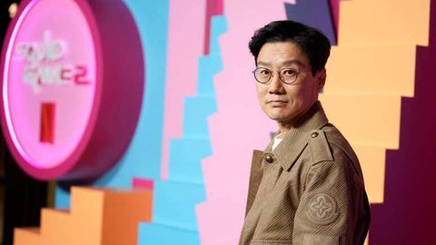 &ldquo;Kalmar o&lsquo;yini&rdquo; rejissori serial syomkasi vaqtidagi stress tufayli 9 ta tishidan ayrilgani haqida gapirdi&nbsp;