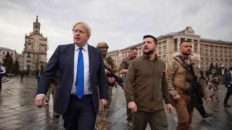AQSH harbiy yordamni to&lsquo;xtatsa, Britaniya Ukrainaga qo&lsquo;shinlarini yuborishi mumkin &mdash; Boris Jonson