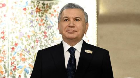 President Shavkat Mirziyoyev visits Uzbekistan's national pavilion at COP-29 in Baku&nbsp;
