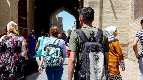 O&lsquo;zbekistonga 10 oyda qancha turist kelgani maʼlum qilindi