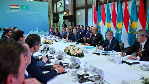 President Tokayev advances Kazakh-Hungarian economic cooperation at investment roundtable&nbsp;