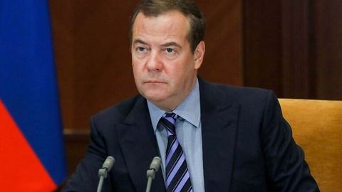 Medvedev: "Tramp Ukraina mojarosiga barham berishi mumkin"