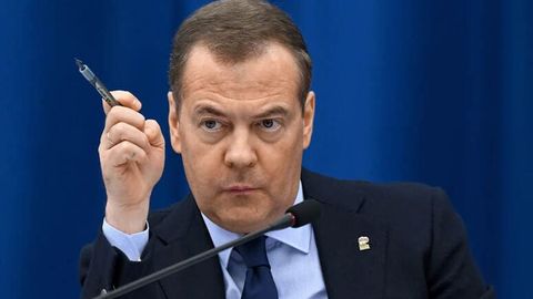 Medvedev yadroviy qurol texnologiyasini &ldquo;AQSH dushmanlariga&rdquo; berishni taklif qildi