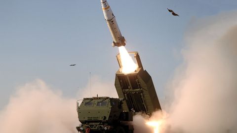 Rossiya javob hujumiga tayyorlanmoqda: Ukraina AQSH raketalari bilan Kurskka zarba berdi