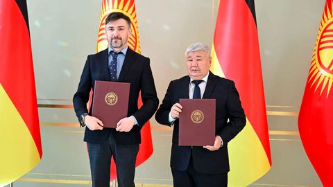 Kyrgyzstan signs investment agreement for world&rsquo;s largest floating solar power plant at Toktogul reservoir&nbsp;
