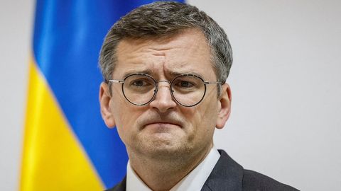 Dmitriy Kuleba Ukraina Rossiya Federatsiyasi bilan mojaroda yutqazayotganini tan oldi