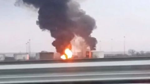 Ukraina Rossiyaning &ldquo;Atlas&rdquo; neft bazasiga uchinchi marta hujum qildi (video)&nbsp;