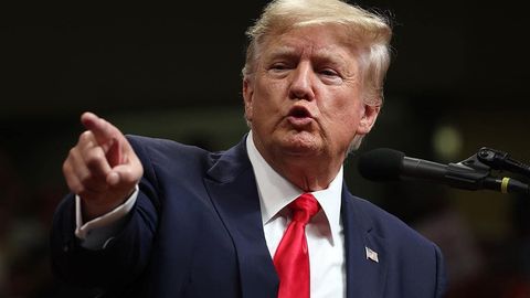 Tramp dollardan voz kechadigan davlatlarga tahdid qildi&nbsp;