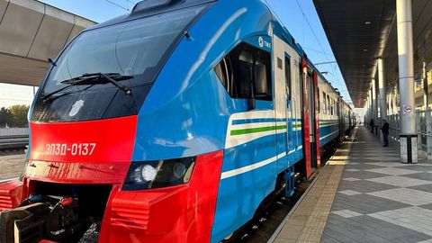 Toshkent &mdash; Xojikent &mdash; Toshkent yo&lsquo;nalishida yangi tezyurar elektropoyezd qo&lsquo;yiladi