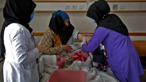 Afg&lsquo;onistonda ayollarga akusher va hamshiralikka o&lsquo;qish taqiqlandi