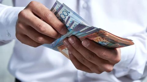 Половина расходов казахстанцев уходит на продукты питания&nbsp;