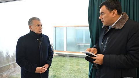 Shavkat Mirziyoyev Bo&lsquo;stonliqdagi kapsula uylardan iborat turizm maskanida bo&lsquo;ldi