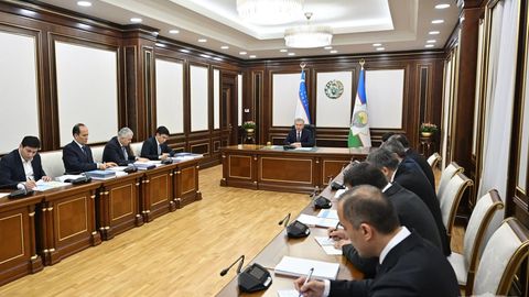 Navoiyga 2025-yili tarmoq korxonalaridan tashqari 2 mlrd dollar investitsiya jalb etish rejalashtirilmoqda