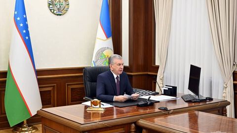 Shavkat Mirziyoyev raisligida aholini talab yuqori kasblarga o&lsquo;qitish va daromadli ish bilan taʼminlash chora-tadbirlari bo&lsquo;yicha kengaytirilgan yig&lsquo;ilish o&lsquo;tkazildi&nbsp;