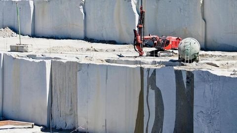 Chinese investors show interest in quartz and granite mining in Uzbekistan