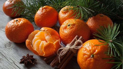 Juda ko&lsquo;p mandarin iste&rsquo;mol qilish oqibatlari: ortiqcha sitrus kimlarga mumkin emas?