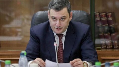 Kursk viloyati rahbari amaldorlarga janglar haqida gapirishni taqiqladi
