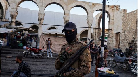 Asad tarafdorlari Suriyada&nbsp;yangi IIVning 14 nafar xodimini o&lsquo;ldirdi
