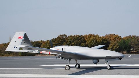 Қозоғистон армияси Туркиянинг Bayraktar дронларига эга бўлади