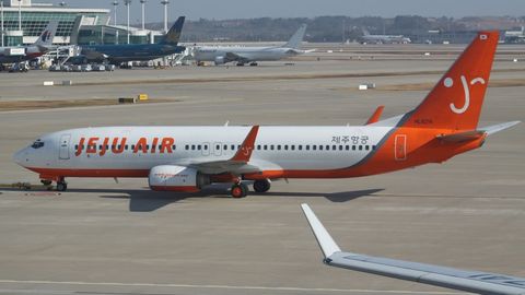 Falokatdan bir kun o&lsquo;tib, Jeju Air&rsquo;ning yana bir samolyotida qo&lsquo;nish moslamasi ishlamay qoldi&nbsp;