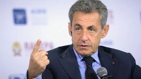 Fransiyaning sobiq prezidenti Sarkozi ustidan sud boshlandi&nbsp;