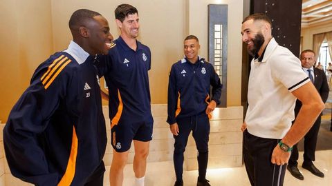 Karim Benzema &ldquo;Real Madrid&rdquo;ning Jiddadagi qarorgohiga bordi (foto)
