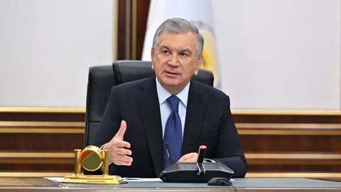Shavkat Mirziyoyev elektrotexnika sohasidagi natijalar va galdagi vazifalarga oid taqdimot bilan tanishdi&nbsp;