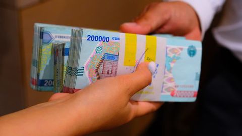 O&lsquo;zbekistonda 200 ming so&lsquo;m nominaldagi banknotlar ulushi oshdi