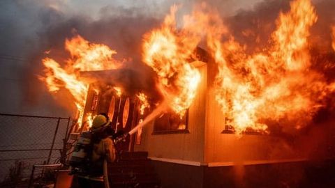 Los Anjelesda &ldquo;o&lsquo;ta xavfli vaziyat&rdquo; e&rsquo;lon qilindi&nbsp;