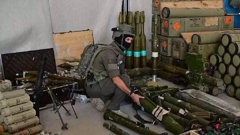 Isroil qo&lsquo;lga kiritilgan rus qurollarini Ukrainaga bermoqchi