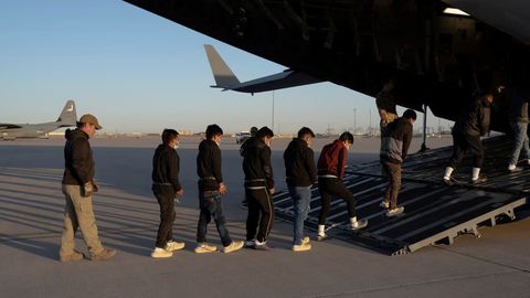 US, Colombia resolve deportation dispute, avoiding tariffs and sanctions&nbsp;