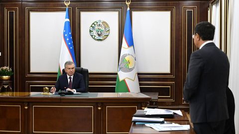 President of Uzbekistan reviews major transport projects, including dry port and Tashkent-Andijan toll road&nbsp;