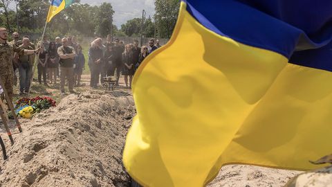 Zelenskiy urushda halok bo&lsquo;lgan ukrainalik harbiylar sonini ma&rsquo;lum qildi&nbsp;&nbsp;
