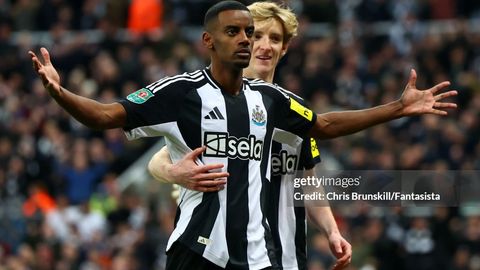 &ldquo;Nyukasl&rdquo; futbolchisi jamoadoshi Aleksandr Isakni dunyoning eng yaxshi futbolchisi deya e&lsquo;tirof etdi