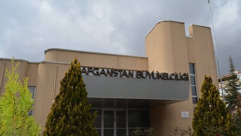 Turkiya Afg&lsquo;oniston elchixonasi faoliyatini to&lsquo;xtatdi