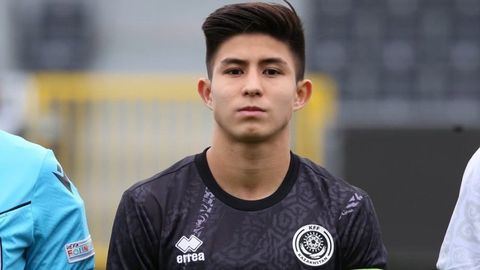 Qozog&lsquo;istonlik futbolchining &ldquo;Chelsi&rdquo;ga o&lsquo;tishi aniq bo&lsquo;ldi