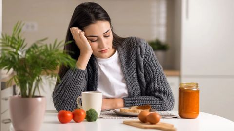 Kech nonushta qilish ruhiyatni cho&lsquo;ktiradi va depressiyaga olib keladi &mdash; tadqiqot&nbsp;
