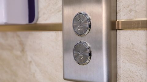 Toshkentda 2025-yil oxirigacha 452 ta lift yangilanadi