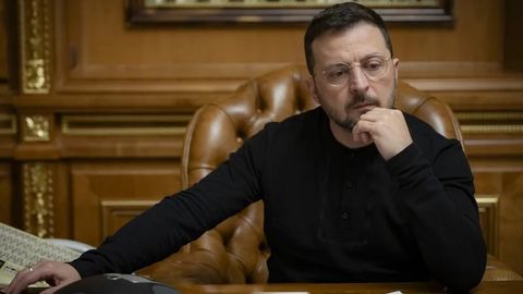 Zelenskiy prezidentlikdan qachon ketishini aytdi